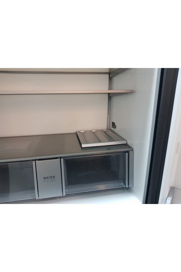 Хладилник Haier CUBE 90 SERIE 7 HCR7918EIMB