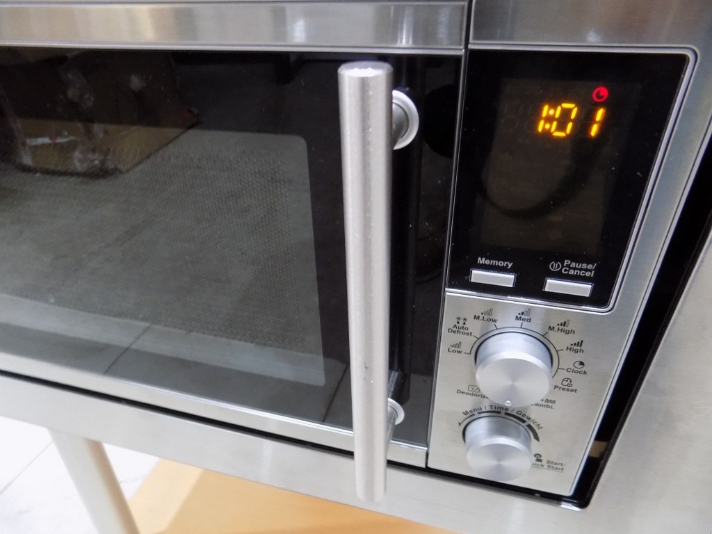 Микровълнова фурна за вграждане Silva Schneider EBM-G 880E