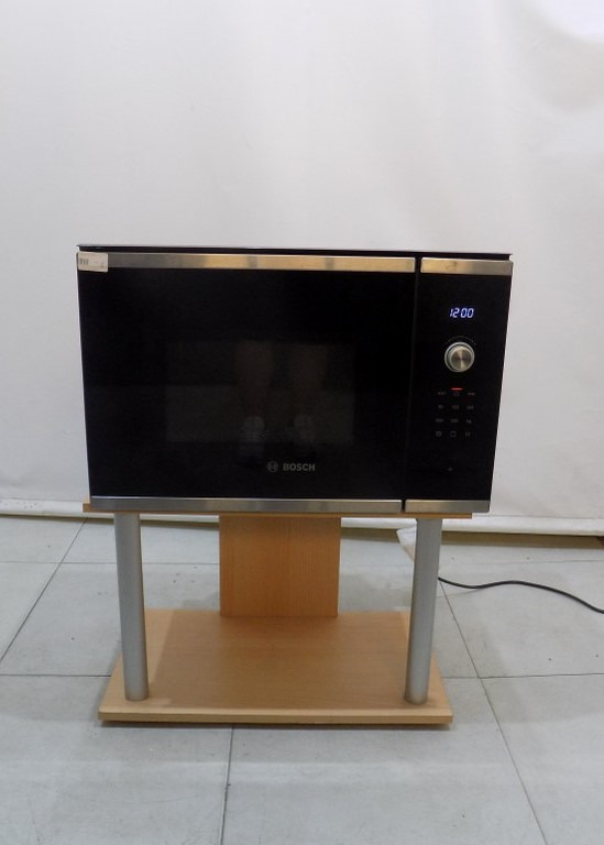Микровълнова фурна Bosch BEL554MS0
