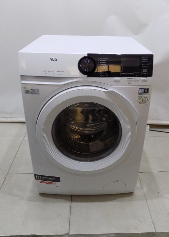 Пералня AEG  LR6A65400
