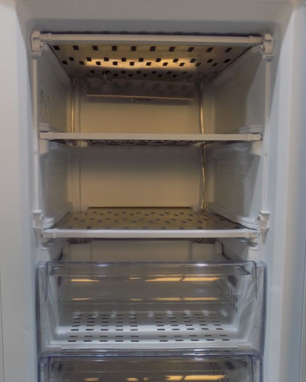 Фризер Beko FS127940N b100