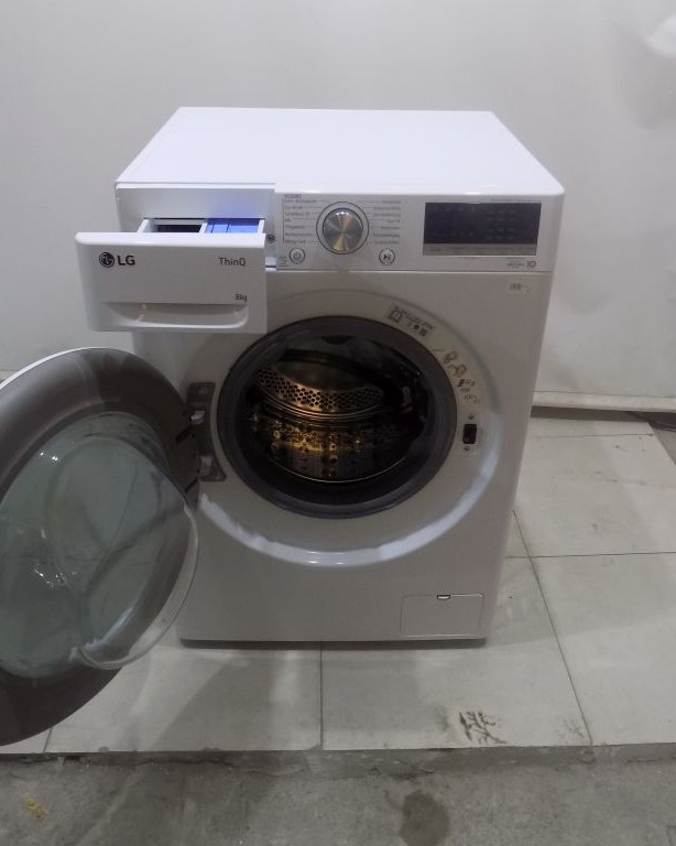 Пералня LG F4WV7080
