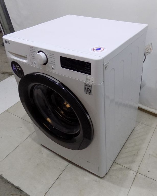 Пералня LG F4WR4016