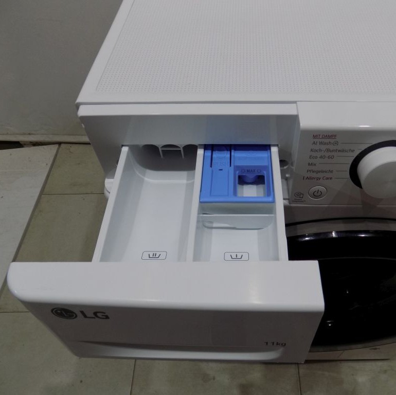 Пералня LG F4WR4016