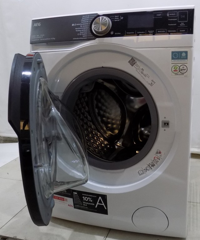 Пералня със сушилня AEG L8T84565 seria 8000