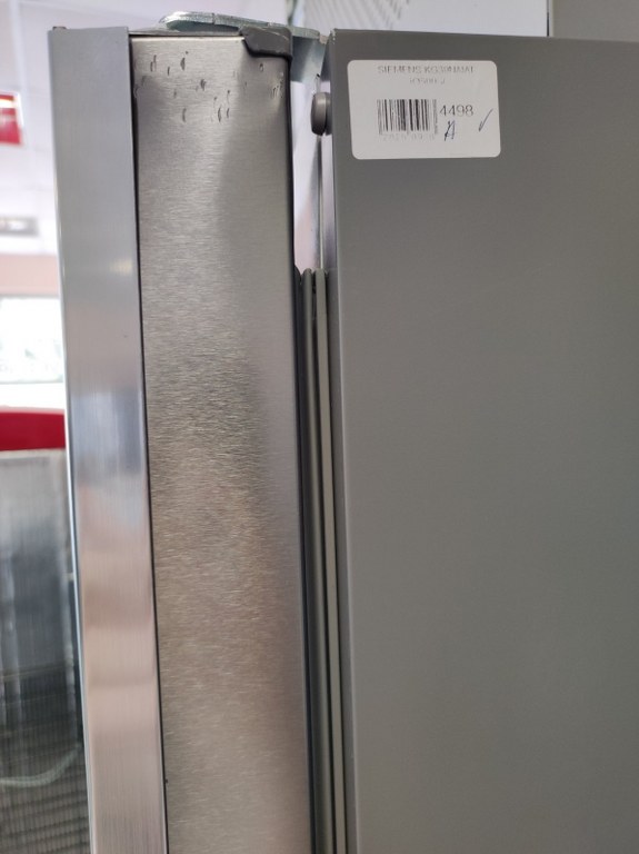 Хладилник SIEMENS KG39NAIAT, iQ500