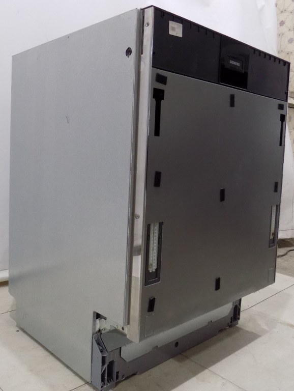 Съдомиялна за вграждане Siemens SX65ZX07CE iQ500