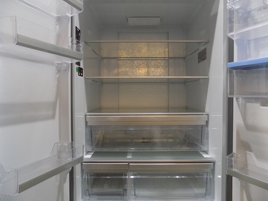 Хладилник Haier B3FE742CMJW