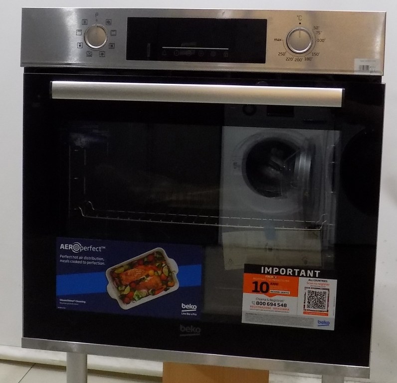 Фурна за вграждане Beko BBSM12320X