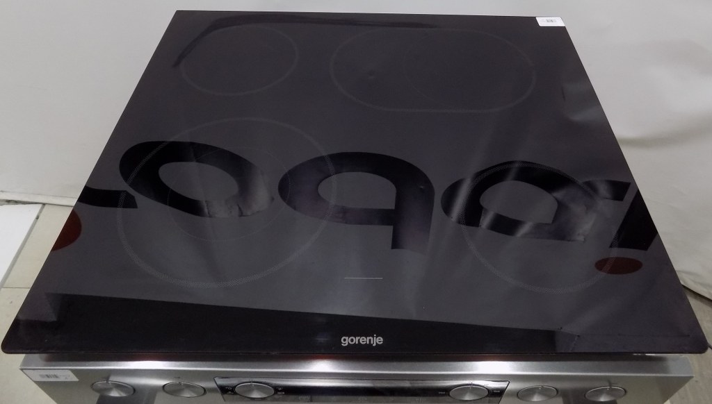 Фурна за вграждане с котлони Gorenje BCS6737E06X