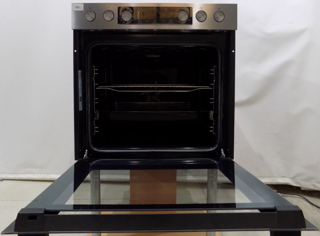 Фурна за вграждане с котлони Gorenje BCS6737E06X