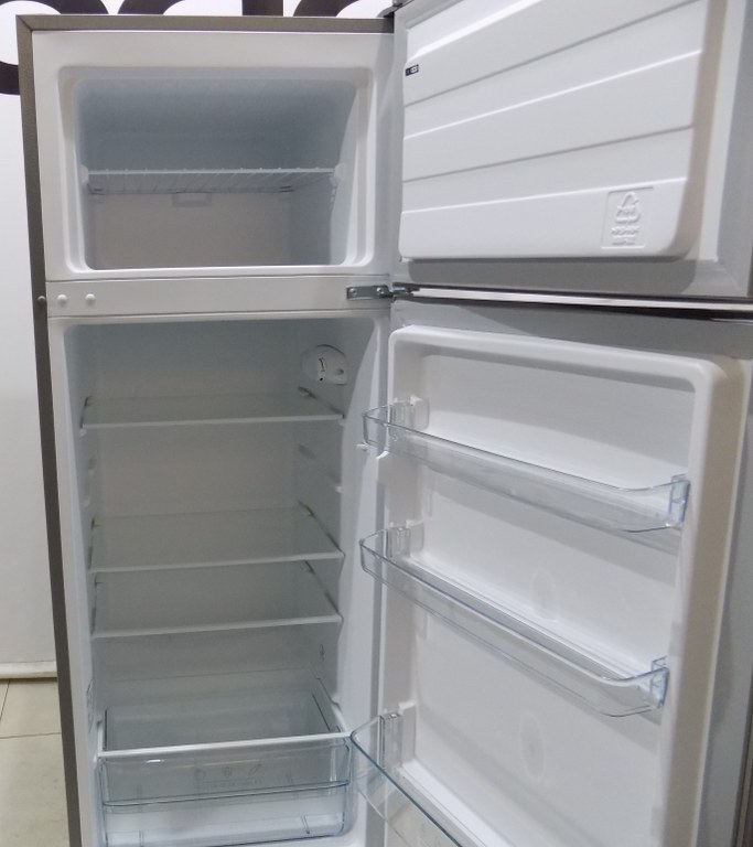 Хладилник Comfee RCT284DS2