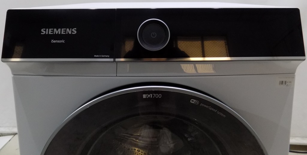 Пералня Siemens WG44B2040, iQ700