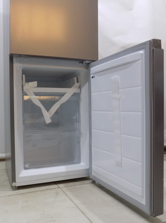 Хладилник Comfee RCB169DS3