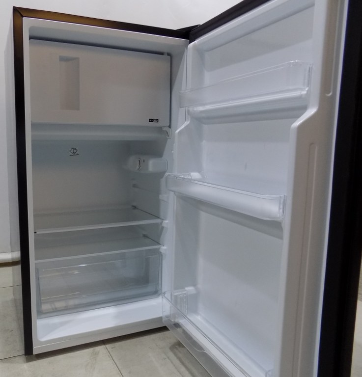 Хладилник Comfee RCD115DK2