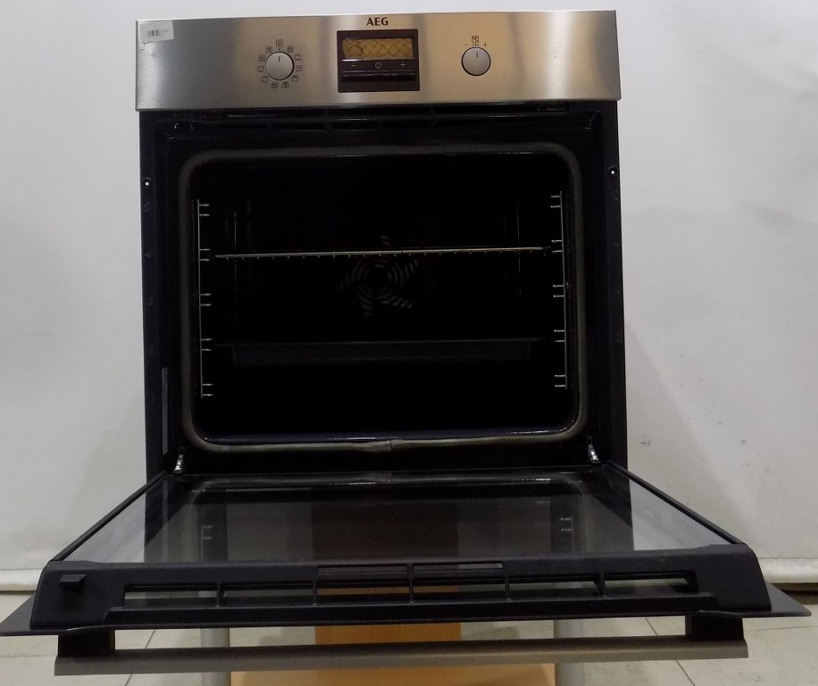 Фурна за вграждане AEG BPS33102ZM Serie 6000