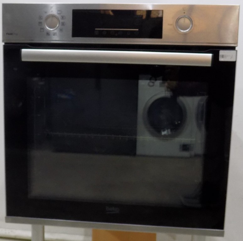 Фурна за вграждане Beko BBIM12300XMPEF