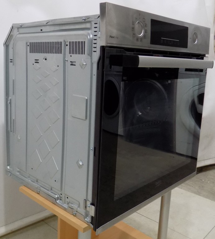 Фурна за вграждане Beko BBIM12300XMPEF