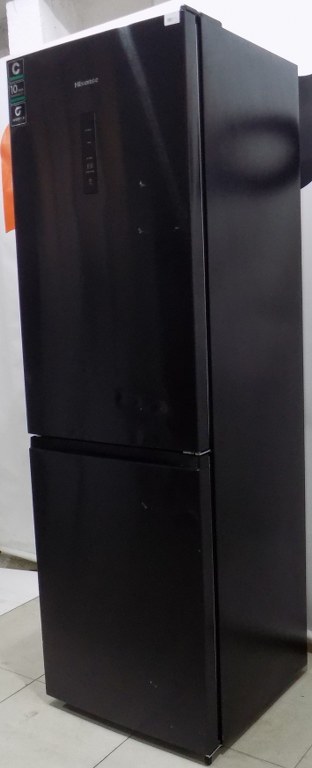 Хладилник Hisense RB390N4BFC