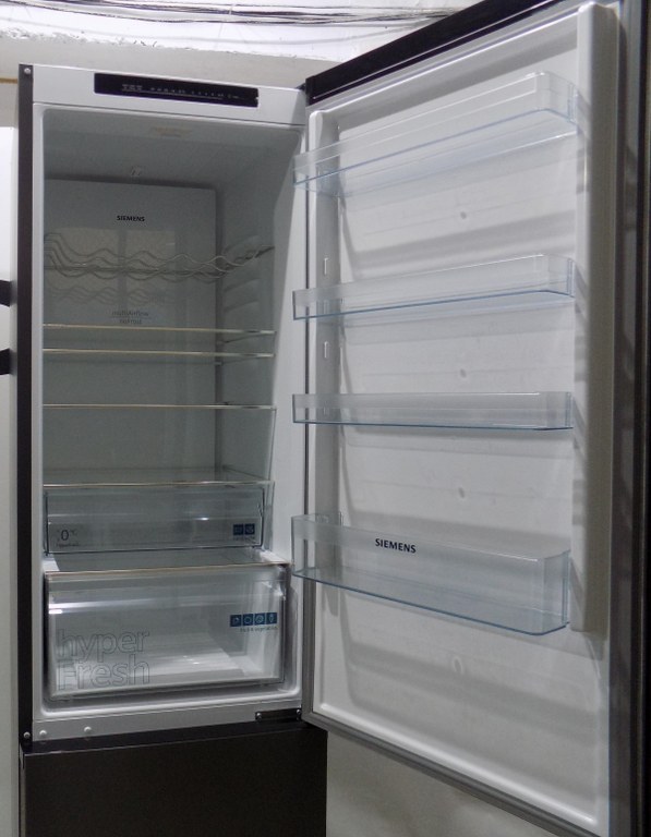 Хладилник Siemens KG39N2XAF iQ300