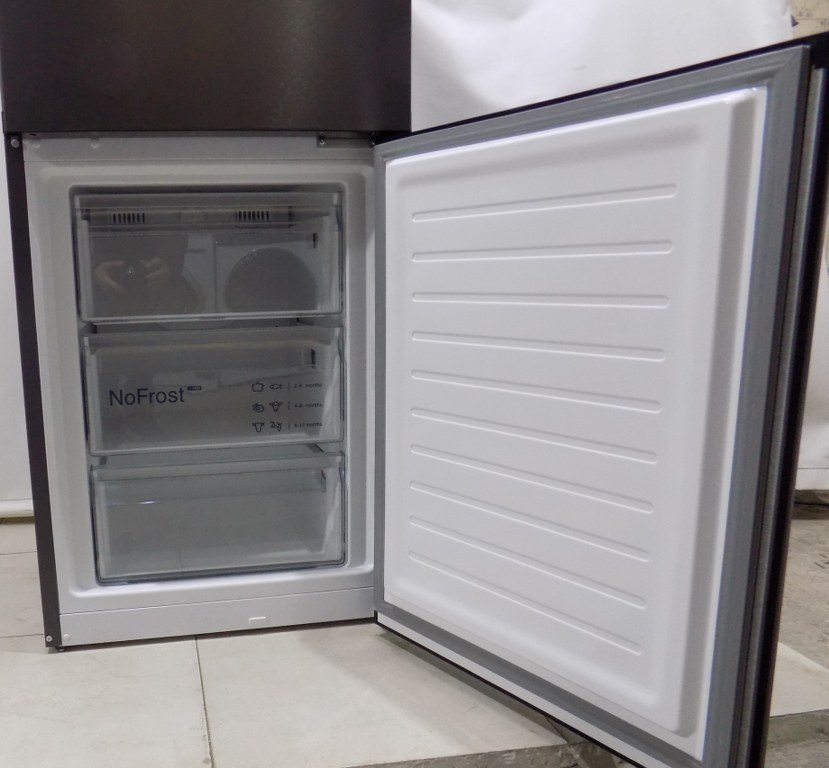 Хладилник Siemens KG39N2XAF iQ300