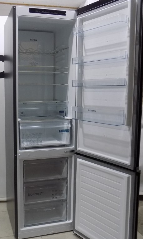 Хладилник Siemens KG39N2XAF iQ300