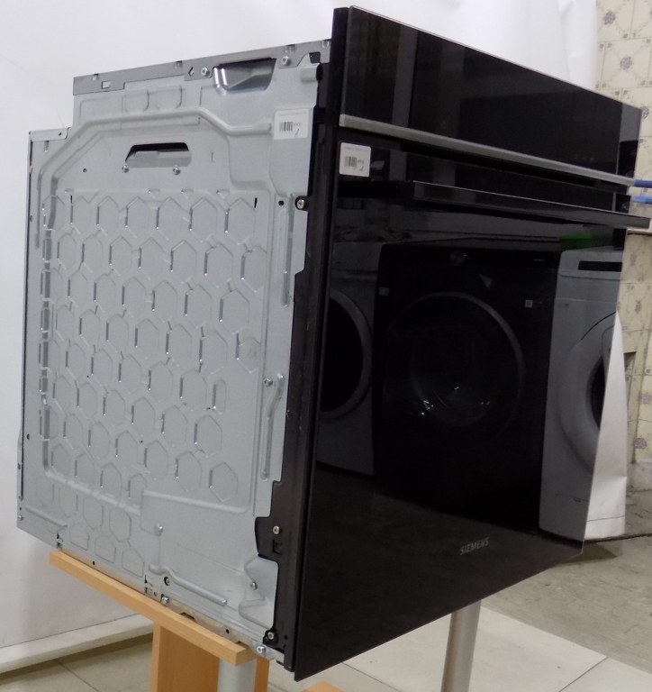 Фурна за вграждане Siemens HS758G3B1 iQ700