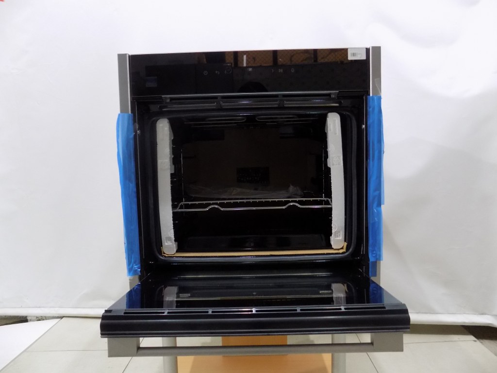 Фурна за вграждане NEFF B44CR21N0, N 70