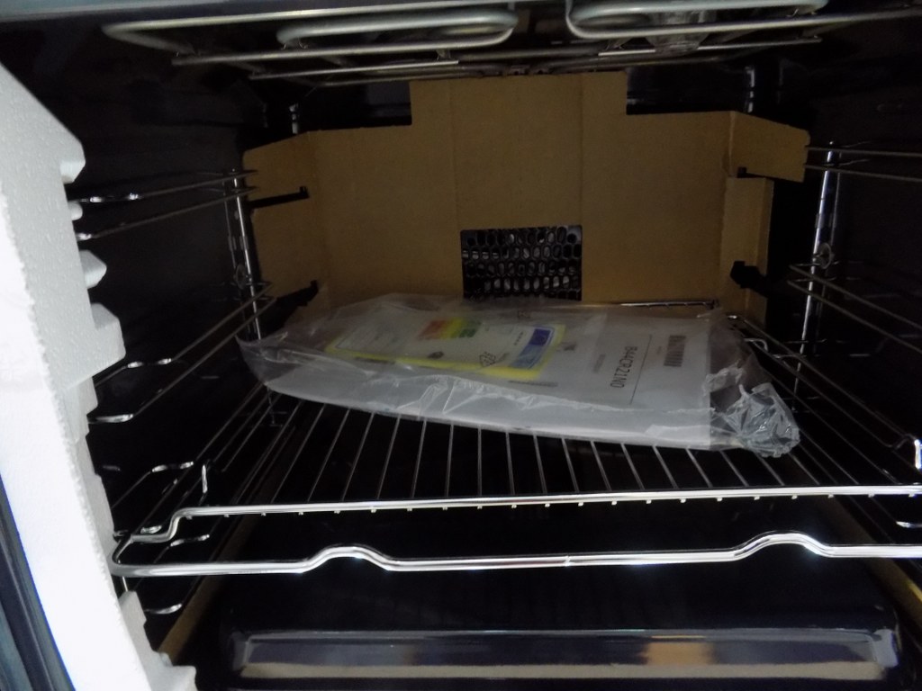 Фурна за вграждане NEFF B44CR21N0, N 70