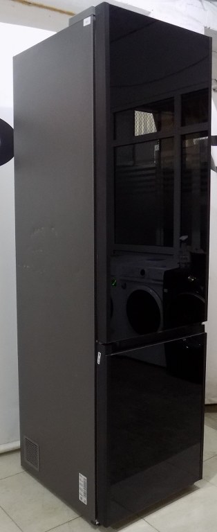 Хладилник Samsung RB38C7B5AB1EF