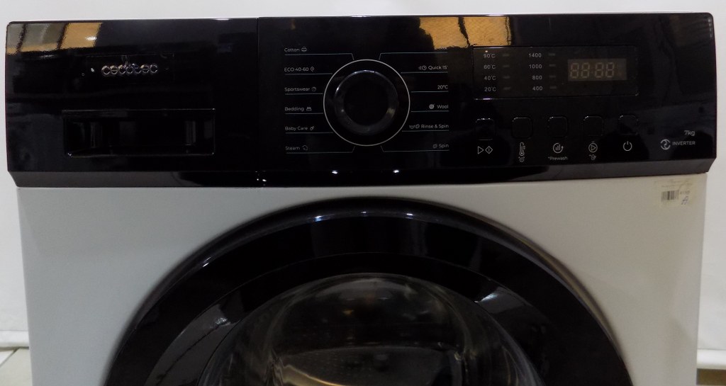 Пералня Cecotec Bolero Dresscode 7150