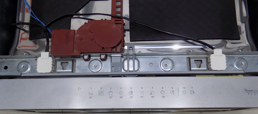 Съдомиялна за вграждане Bauknecht BUO 3O41 PLT X