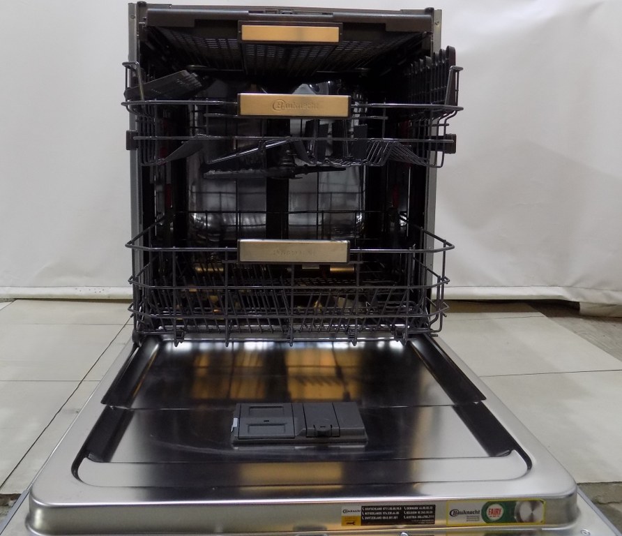 Съдомиялна за вграждане Bauknecht BUO 3O41 PLT X