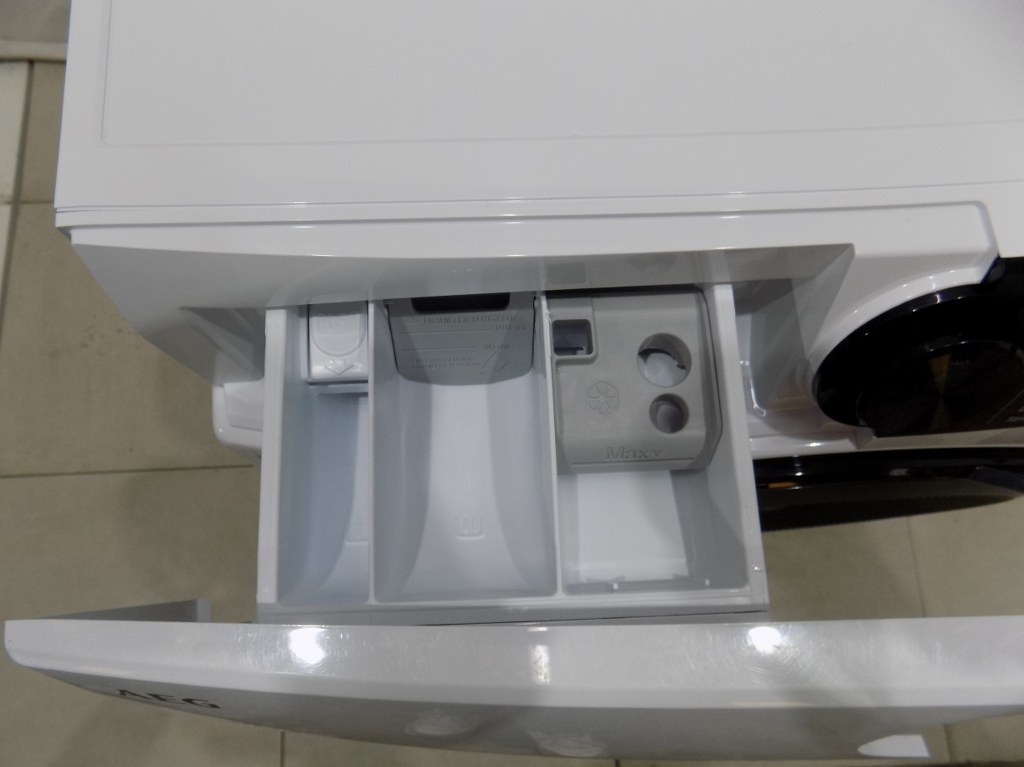 Пералня със сушилня AEG LWR7G65690 serie 7000