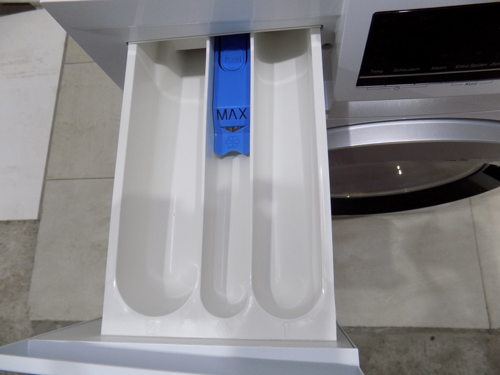 Пералня Haier SERIE 636 HW90-BP14636N