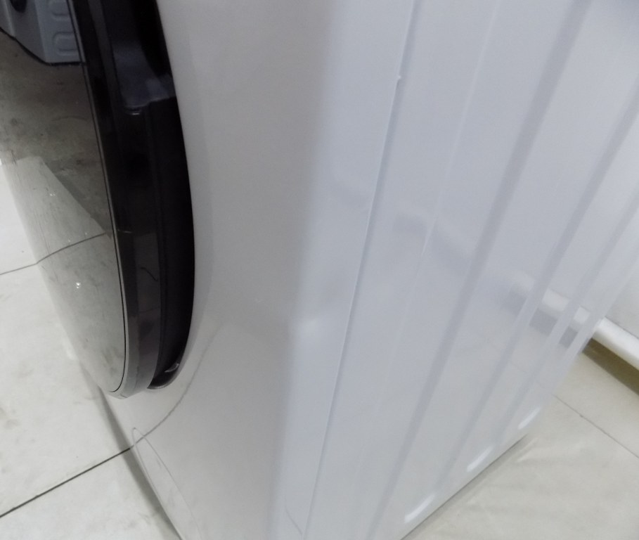 Пералня със сушилня Midea MF200D86WB-14EAS