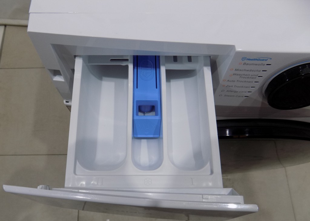 Пералня със сушилня Midea MF200D86WB-14EAS