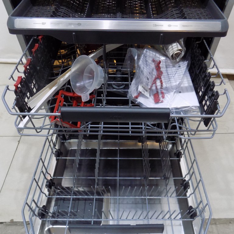 Съдомиялна за вграждане AEG FSE7676AP