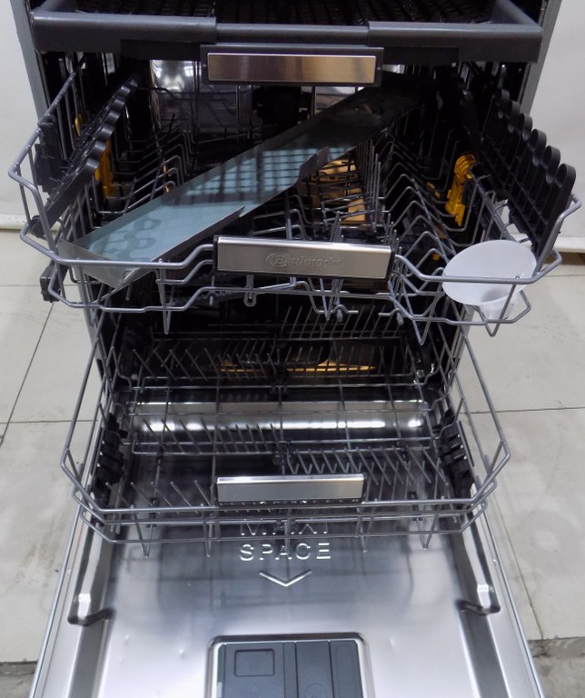 Съдомиялна за вграждане Bauknecht B7U HS51