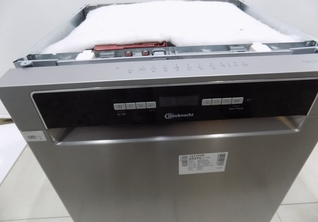 Съдомиялна за вграждане Bauknecht BUO 3O41 PLT