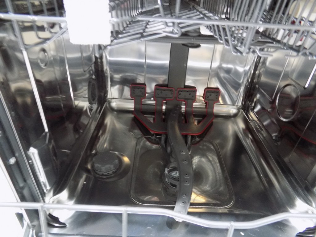 Съдомиялна за вграждане Bauknecht BUO 3O41 PLT