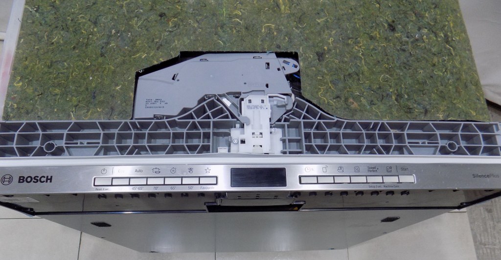 Съдомиялна за вграждане Bosch SMV4ETX08E