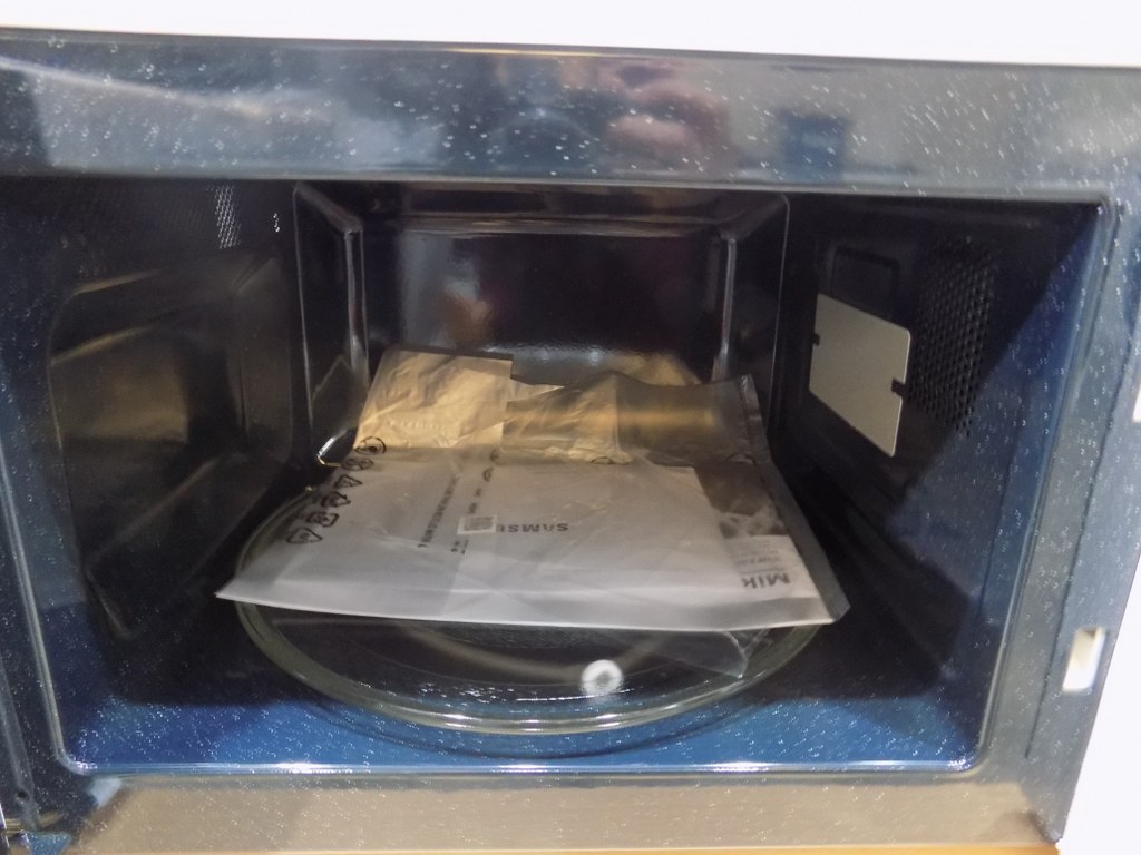 Микровълнова фурна Samsung MS23K3614AWEG