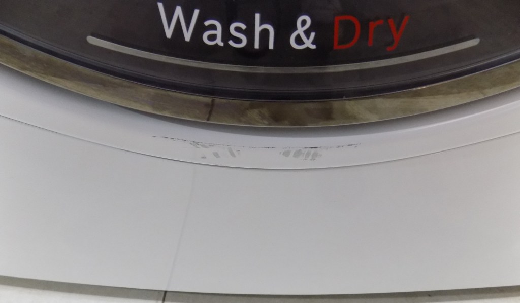 Пералня със сушилня Bosch WNC244070, Serie 8