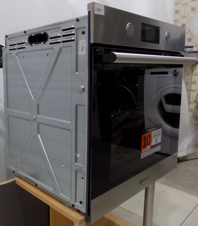 Фурна за вграждане Bauknecht BAR2 KH8V2 IN