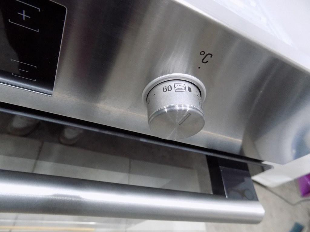 Фурна за вграждане Bauknecht BAR2 KH8V2 IN