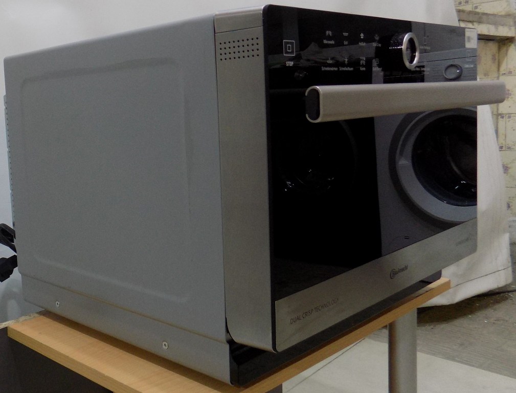 Микровълнова фурна Bauknecht MW3391SX