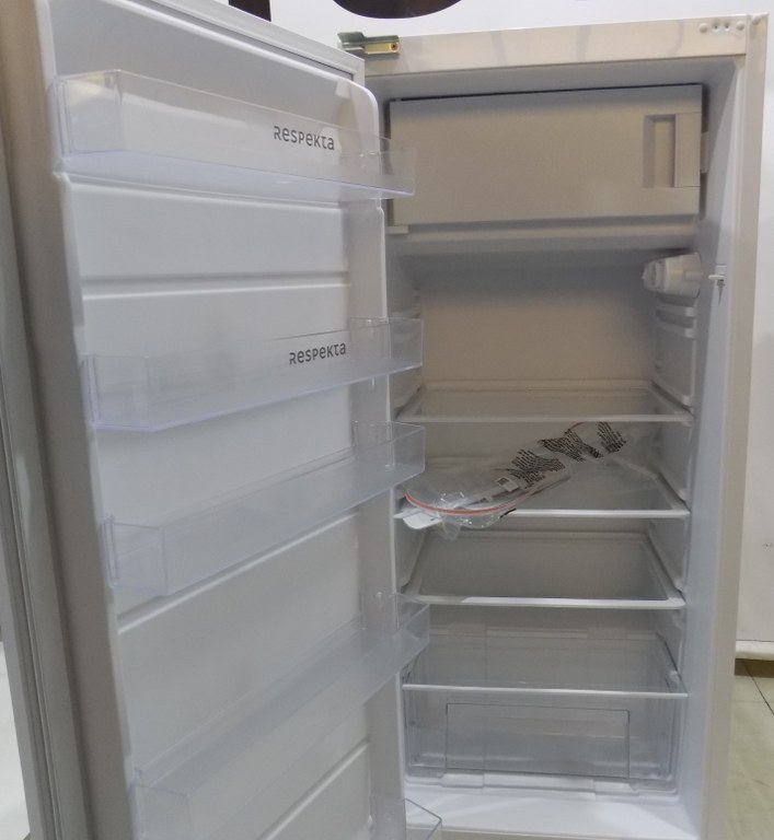 Хладилник за вграждане Respekta KS1224