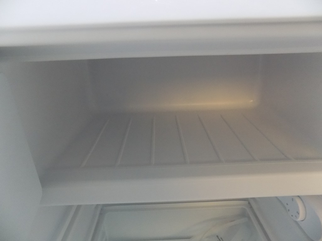 Хладилник за вграждане Respekta KS1224