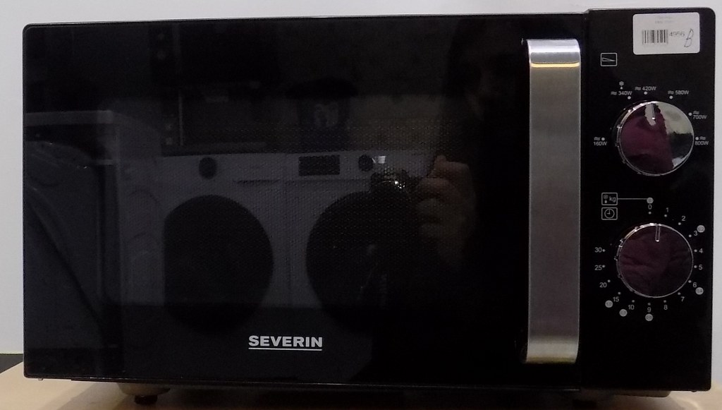 Мирковълнова фурна Severin MW 7761